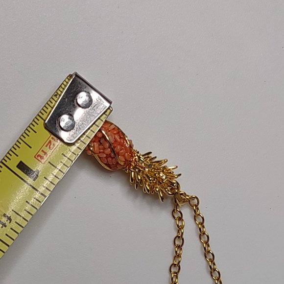 Awesome Gold Tone And Pink Pineapple Pendant Necklace 19 Inches Long - Picture 10 of 11